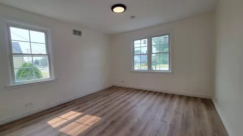 7233 W 85th St, Bridgeview, IL 60455 photo 9