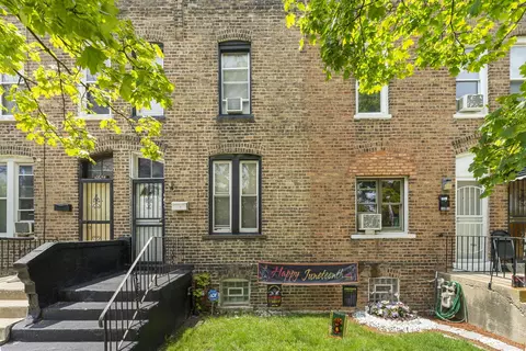 10652 S Langley Ave, Chicago, IL 60628