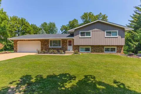 22333 N 825 East Rd, Carlock, IL 61725