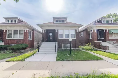 8336 S Crandon Ave, Chicago, IL 60617