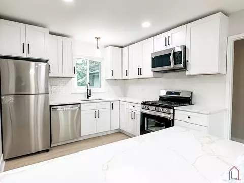 306 Waldmann Dr, Park Forest, IL 60466 photo 4