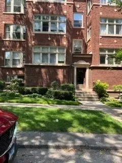 1013 Washington St #2, Evanston, IL 60201