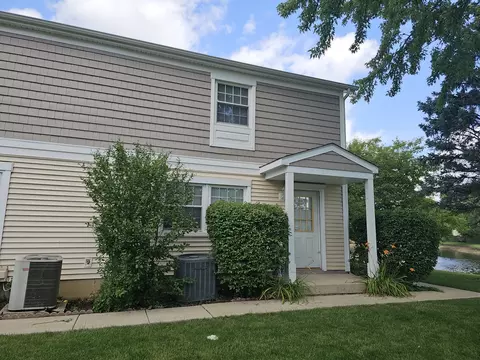 1219 Union Ct #30C, Wheeling, IL 60090