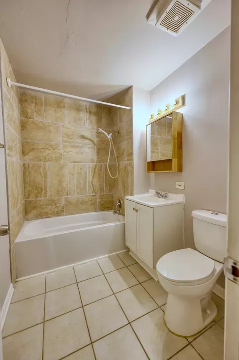 2506 Algonquin Rd #17, Rolling Meadows, IL 60008 photo 11