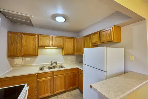2506 Algonquin Rd #17, Rolling Meadows, IL 60008 photo 8
