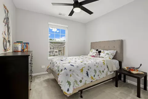 787 Lee St, Des Plaines, IL 60016 photo 16
