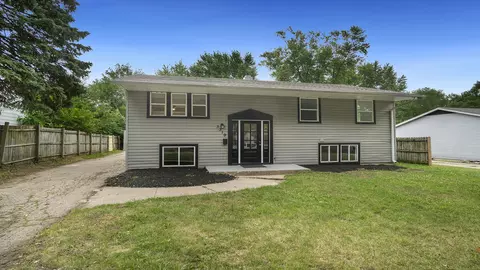 3319 Idlewood Ter, Rockford, IL 61101