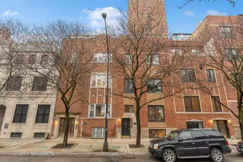 857 N La Salle St #G, Chicago, IL 60610