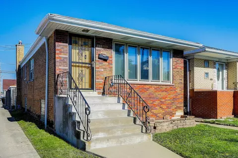6315 S Austin Ave, Chicago, IL 60638