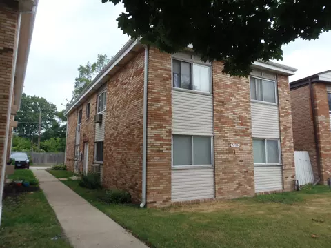 7236 Park Ave, Summit, IL 60501 photo 2