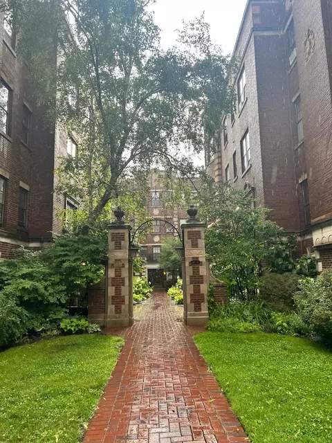 408 Ridge Ave #22-2, Evanston, IL 60202
