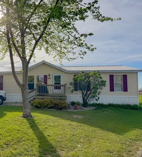 16 W Wasson Rd #265, Amboy, IL 61310