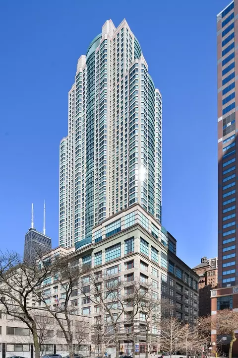 100 E Huron St #1107, Chicago, IL 60611