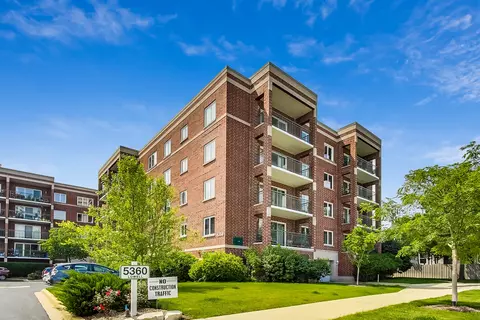 5360 N Lowell Ave #213, Chicago, IL 60630