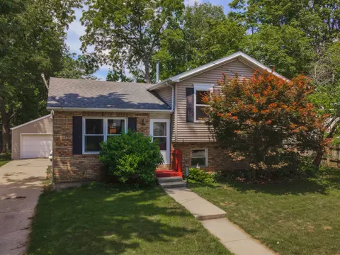 403 S Linden St, Normal, IL 61761