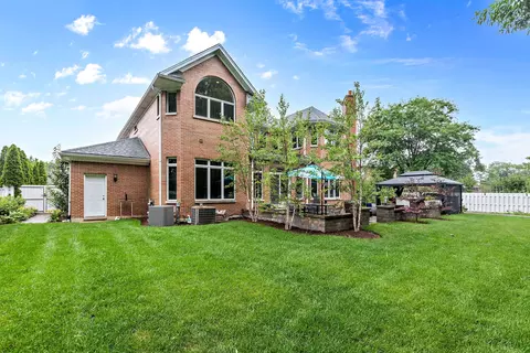 681 E Hickory Ave, Addison, IL 60101 photo 34