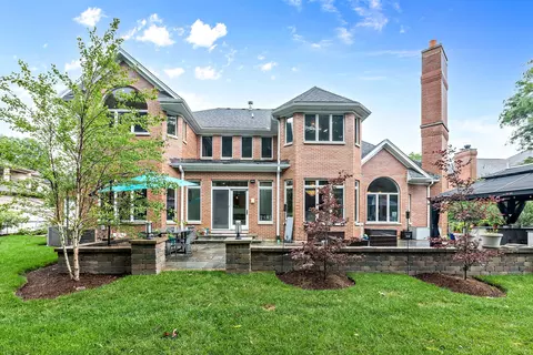 681 E Hickory Ave, Addison, IL 60101 photo 33
