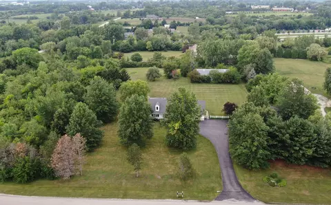 24353 S Harvest Hills Rd, Frankfort, IL 60423