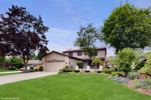 538 Thorndale Ave, Elk Grove Village, IL 60007