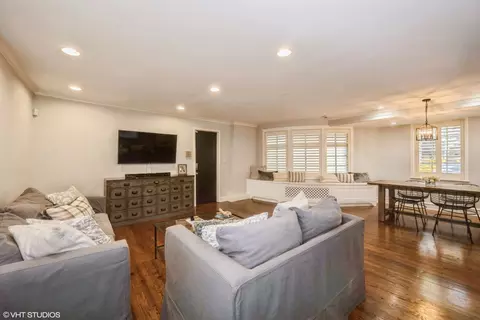 49 E Cedar St #1, Chicago, IL 60611 photo 3