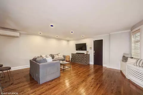 49 E Cedar St #1, Chicago, IL 60611 photo 4