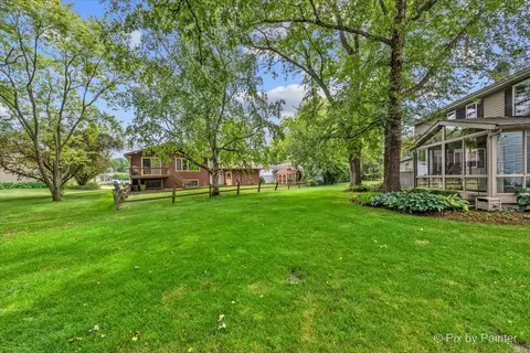 191 Brookside Dr, Elgin, IL 60123 photo 49