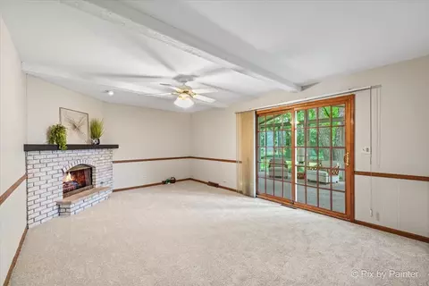 191 Brookside Dr, Elgin, IL 60123 photo 16