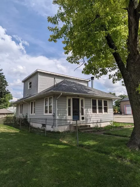 102 Stillwell Ave, Rockdale, IL 60436