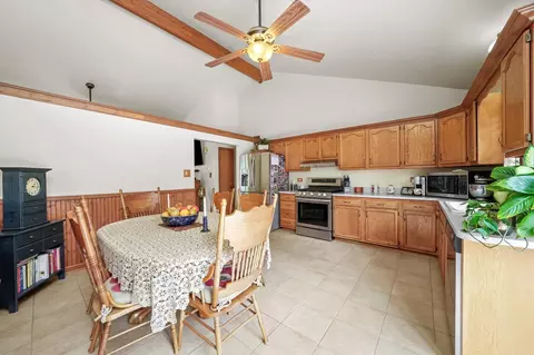 270 E 34th St, Steger, IL 60475 photo 10