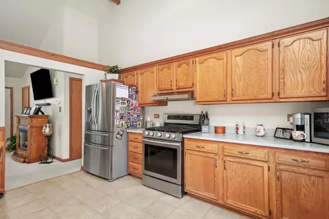 270 E 34th St, Steger, IL 60475 photo 13