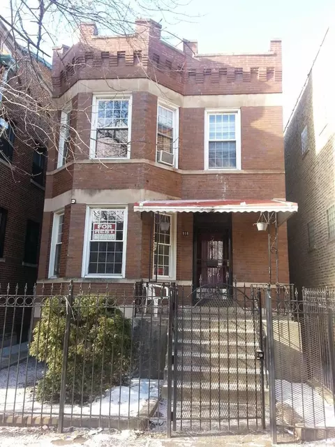 918 N Hamlin Ave, Chicago, IL 60651