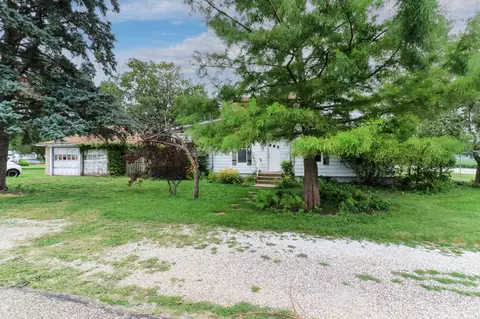 301 E 3rd St, Armington, IL 61721 photo 33