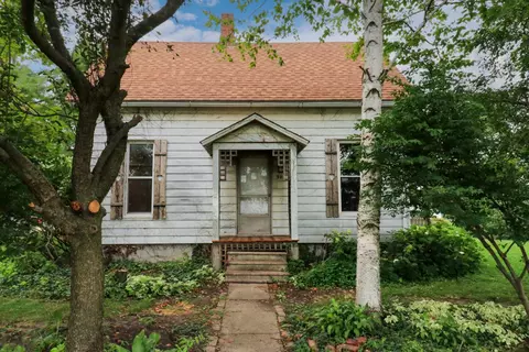 301 E 3rd St, Armington, IL 61721 photo 2