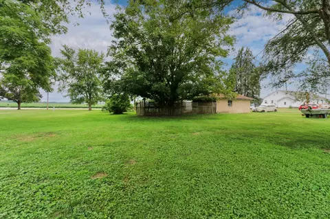 301 E 3rd St, Armington, IL 61721 photo 28