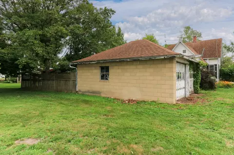 301 E 3rd St, Armington, IL 61721 photo 27