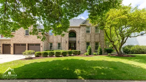 2816 Breckenridge Ln, Naperville, IL 60565