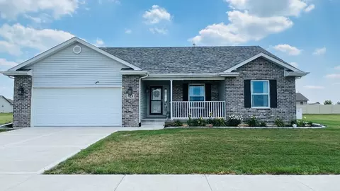 523 Carriage Ct, Dwight, IL 60420