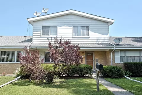 9039 N Grace Ave, Niles, IL 60714