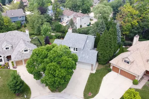 4292 Crabtree Ct, Gurnee, IL 60031 photo 2