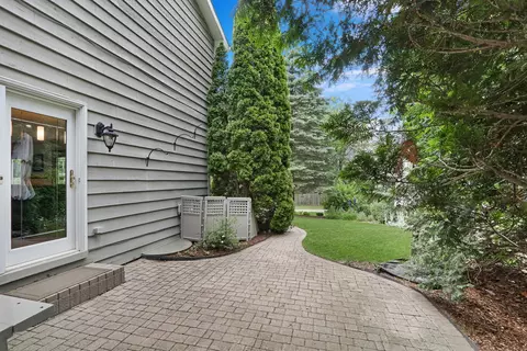 4292 Crabtree Ct, Gurnee, IL 60031 photo 55