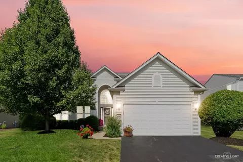 1523 Coral Dr, Yorkville, IL 60560