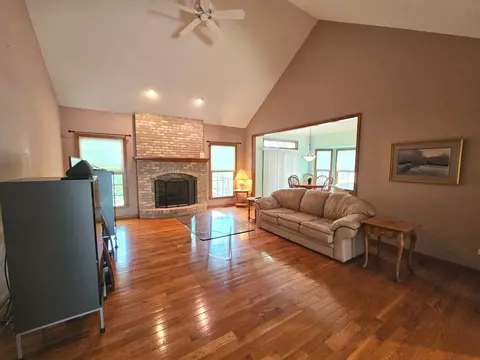 3560 Bunker Hill Dr, Algonquin, IL 60102 photo 4