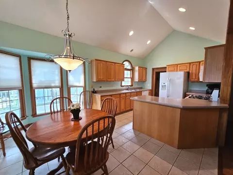 3560 Bunker Hill Dr, Algonquin, IL 60102 photo 9
