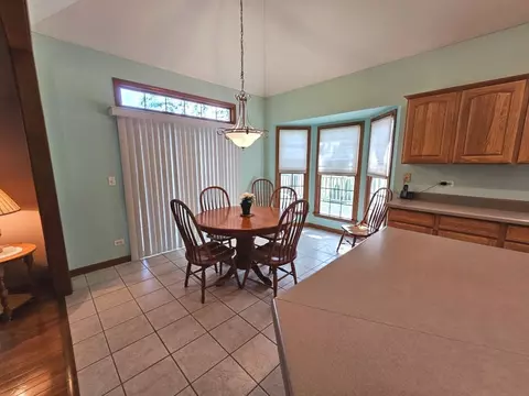 3560 Bunker Hill Dr, Algonquin, IL 60102 photo 10