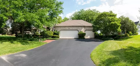 3560 Bunker Hill Dr, Algonquin, IL 60102 photo 2