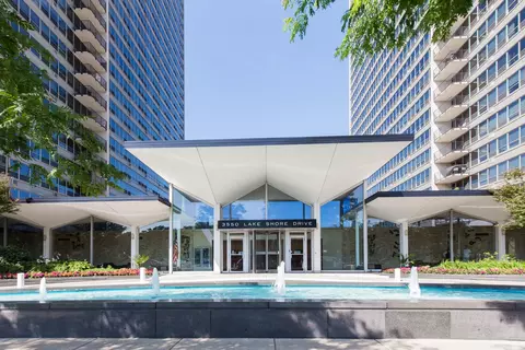 3550 N Lake Shore Dr #2511, Chicago, IL 60657