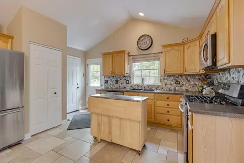 3215 W Kinley Blvd, Mchenry, IL 60050 photo 15
