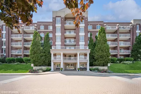 7071 W Touhy Ave #604, Niles, IL 60714