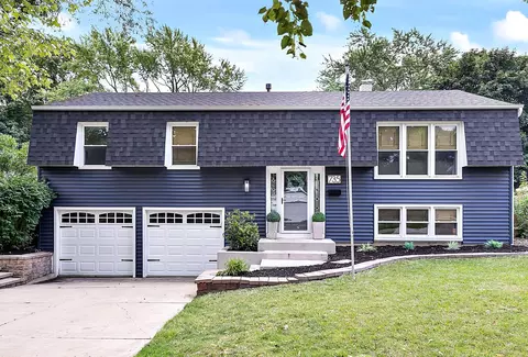 735 Fellows St, Saint Charles, IL 60174