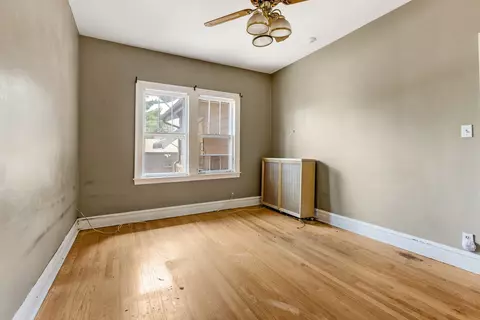 1341 E Algonquin Rd, Des Plaines, IL 60016 photo 9